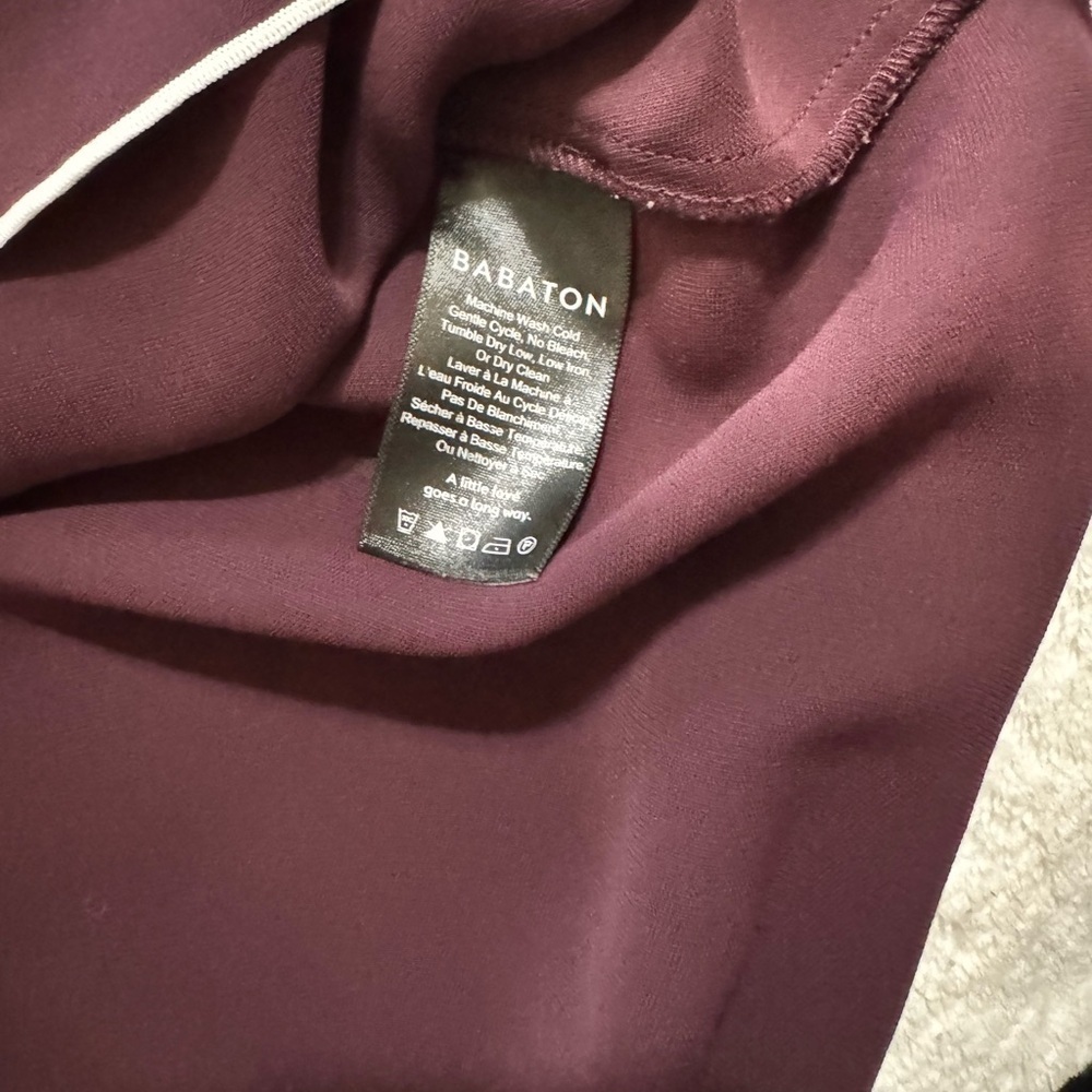 Aritzia Babaton Rena Top - Picture 4 of 4